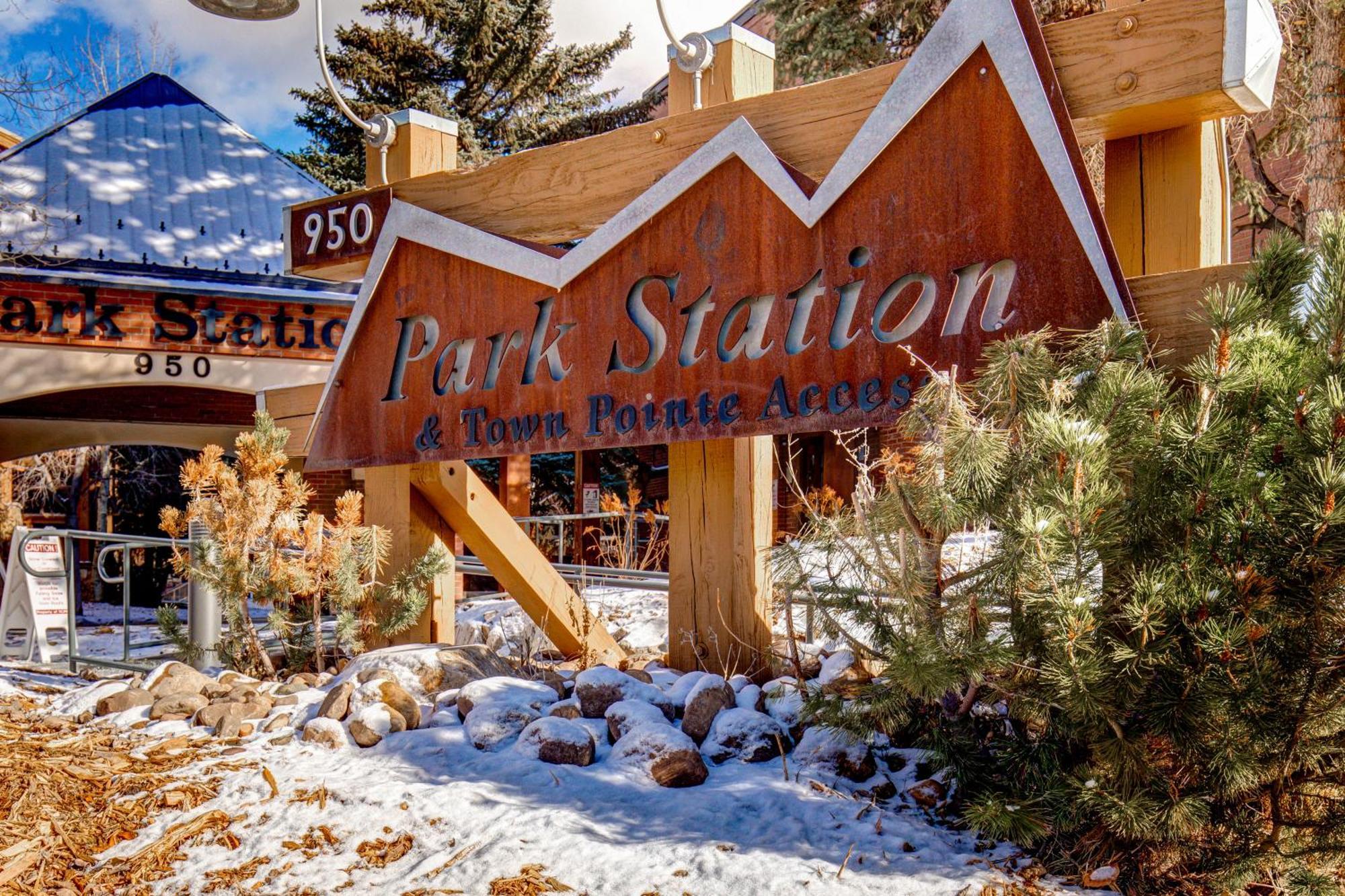 Park Station Family Retreat Villa Park City Szoba fotó